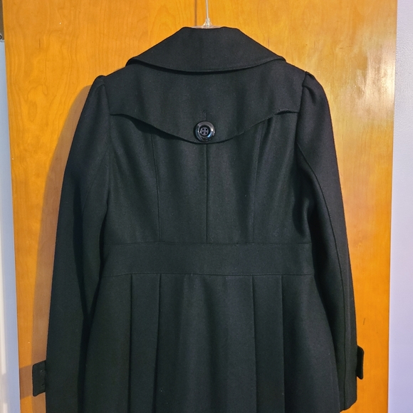 Guess Coat - Picture 3 of 3